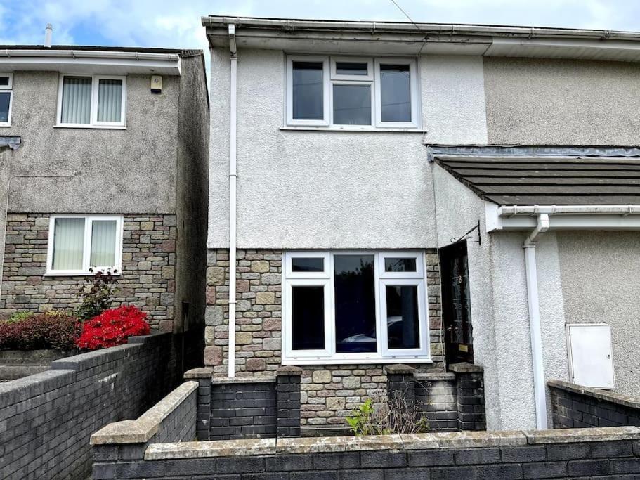House Near Swansea & Brecons! Hébergement de vacances *
